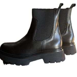 Italian leather Chelsea Boots Lorrie